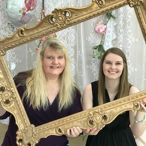 Meet your Posher, Janet